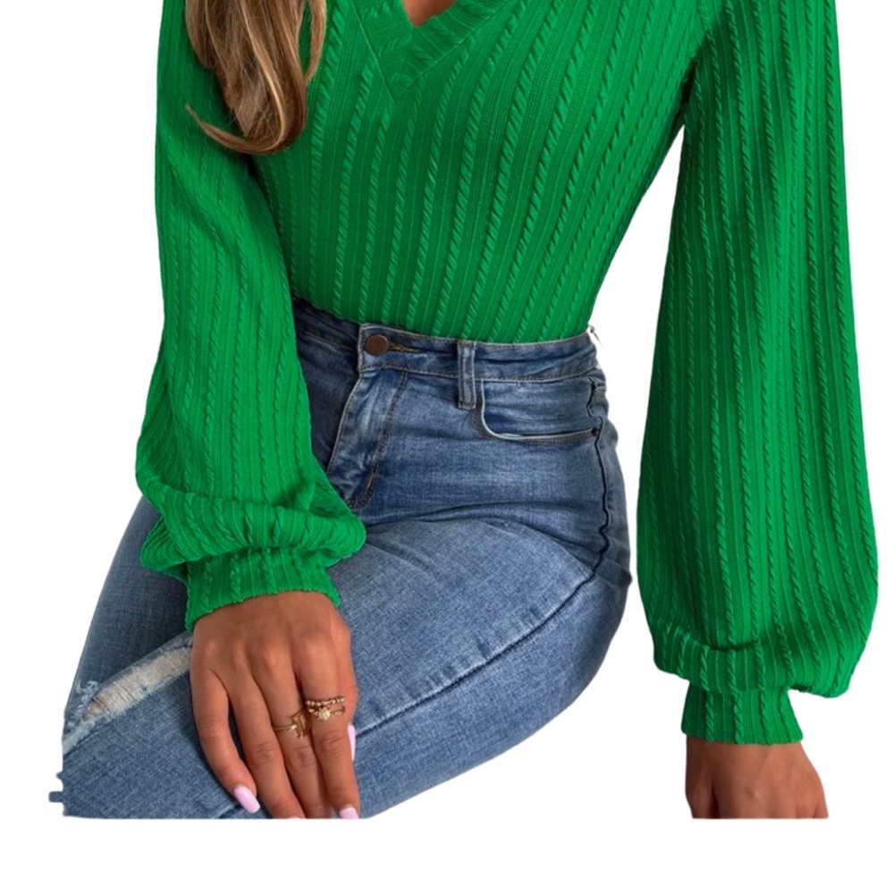 SHEIN Green V-Neck Ribbed Knit Top